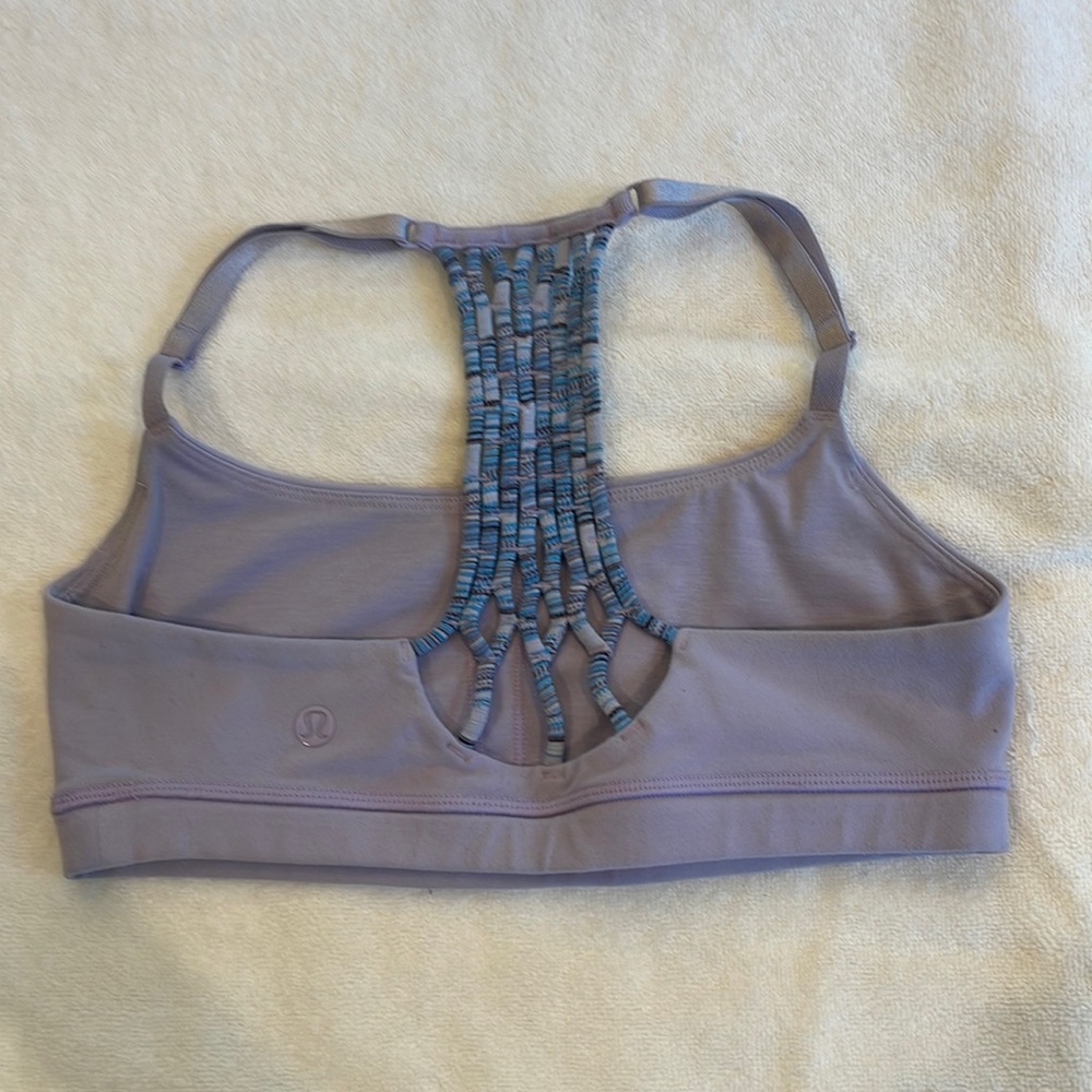 Lululemon sports bra. Size 4